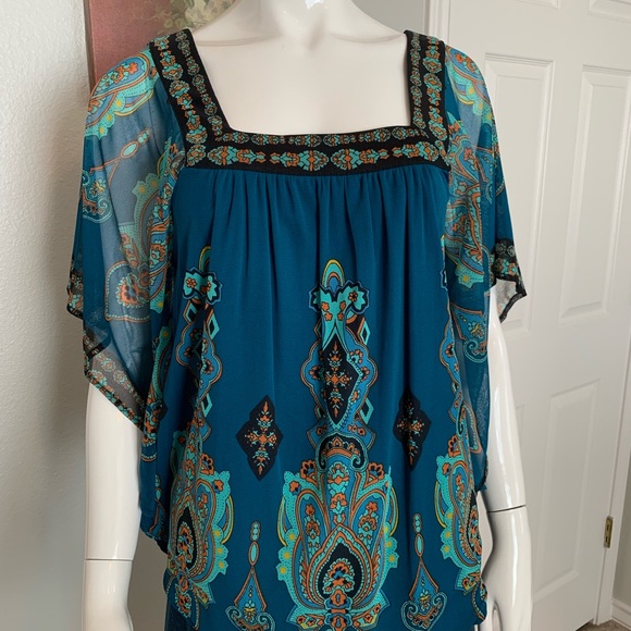 Colorful INC Design Top with Square Neck 3/4 Slv - Picture 2 of 6